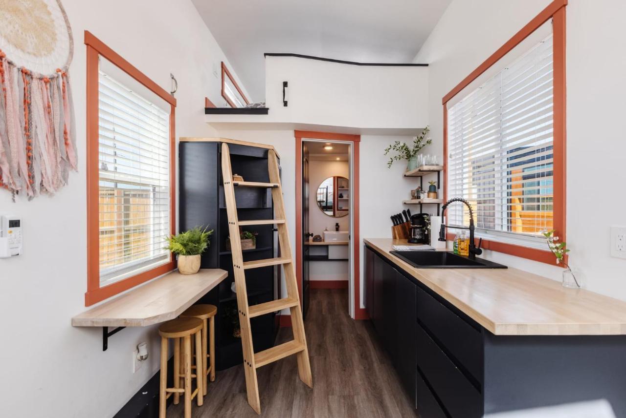 New Calm & Relaxing Tiny House W Deck Near Zion Apple Valley Exterior photo