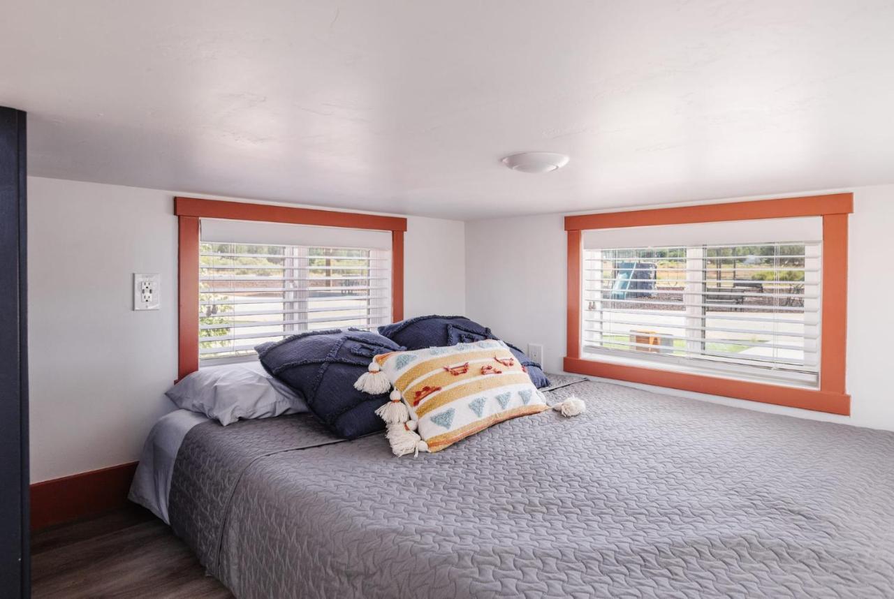 New Calm & Relaxing Tiny House W Deck Near Zion Apple Valley Exterior photo